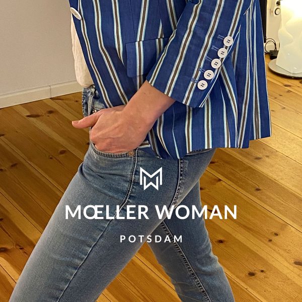 Blazer, Jeans und Sneaker, Marc Cain, Frühling & Sommer 2020